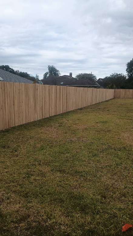 Top Quality 6' Cedar Wood Fence Installation with Gates in Berwick, LA Thumbnail