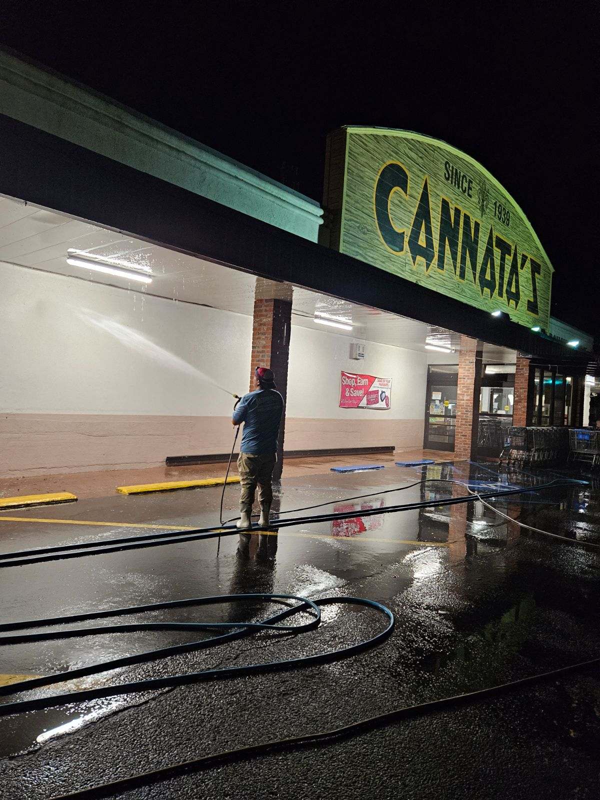 Local Supermarket from Morgan City, LA Trusts and Values Our Pressure Washing Services